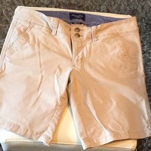American Eagle Khaki Shorts w/Back Flap Pockets-6